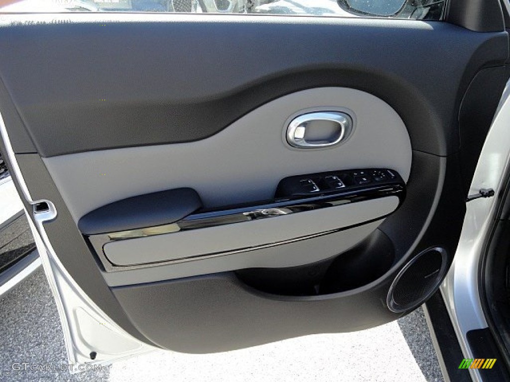 2017 Kia Soul + Gray Two-Tone Door Panel Photo #118932253