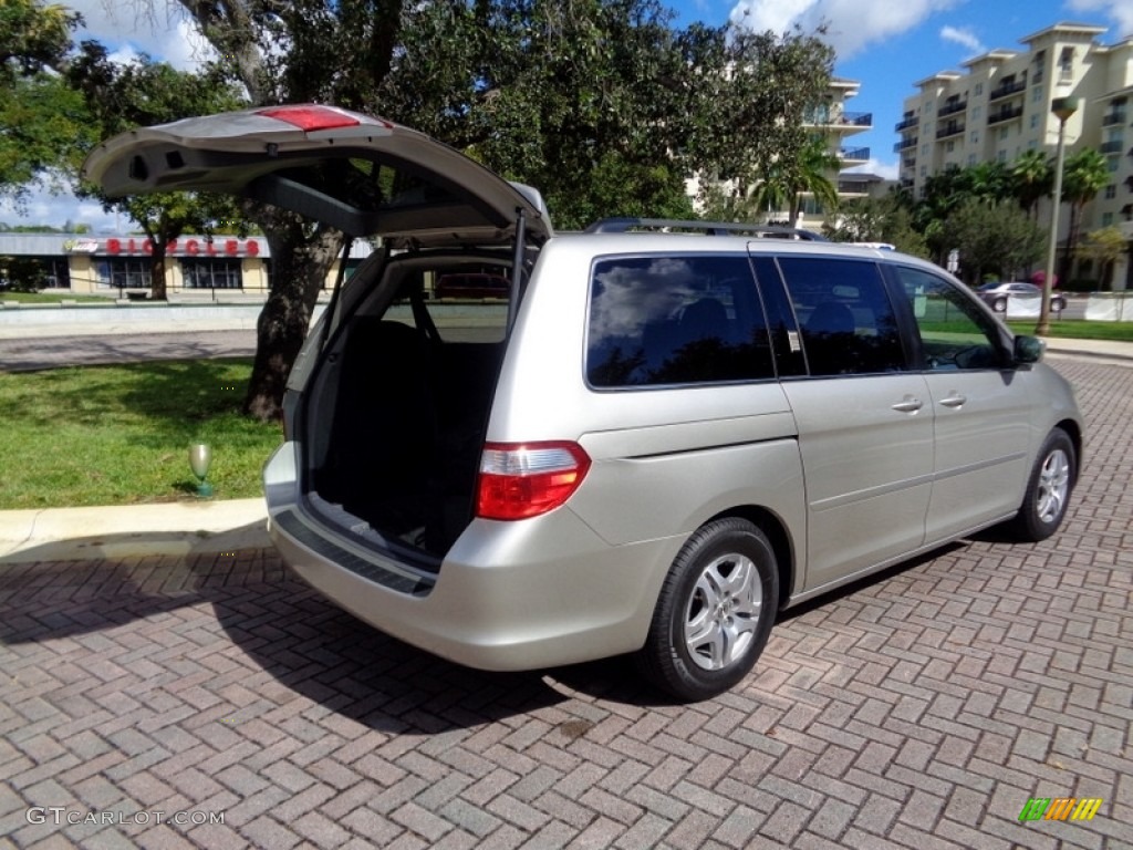 2006 Odyssey EX-L - Silver Pearl Metallic / Gray photo #32