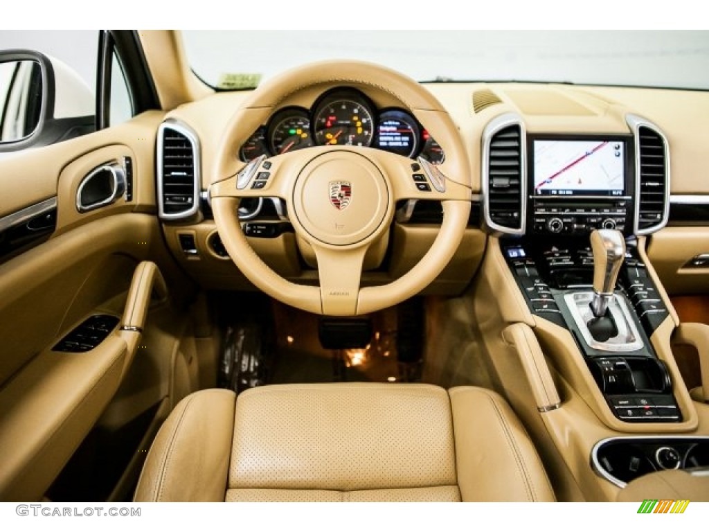 2011 Cayenne  - Sand White / Luxor Beige photo #4