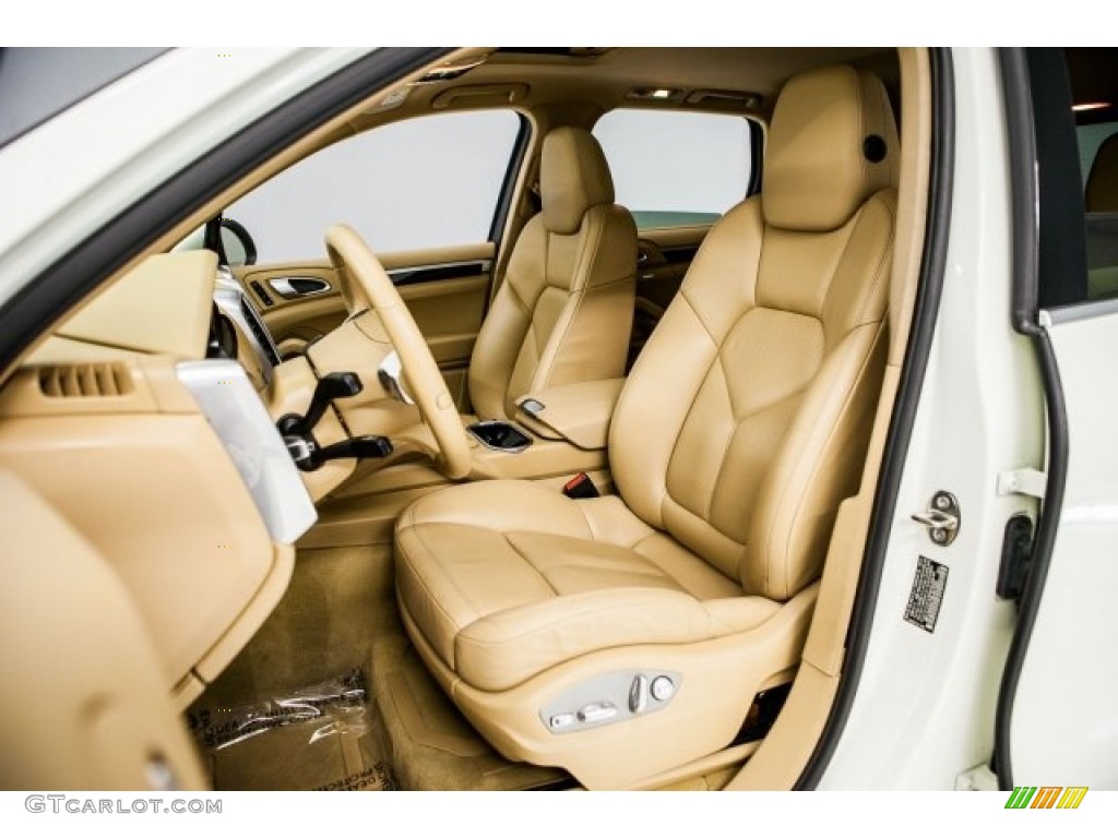 2011 Porsche Cayenne Standard Cayenne Model Front Seat Photo #118935442