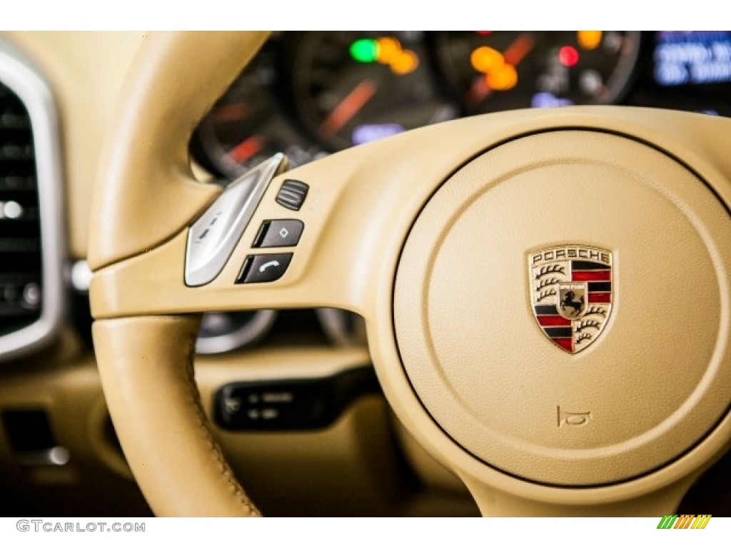 2011 Porsche Cayenne Standard Cayenne Model Controls Photo #118935460