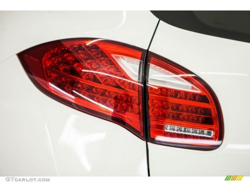 2011 Cayenne  - Sand White / Luxor Beige photo #23