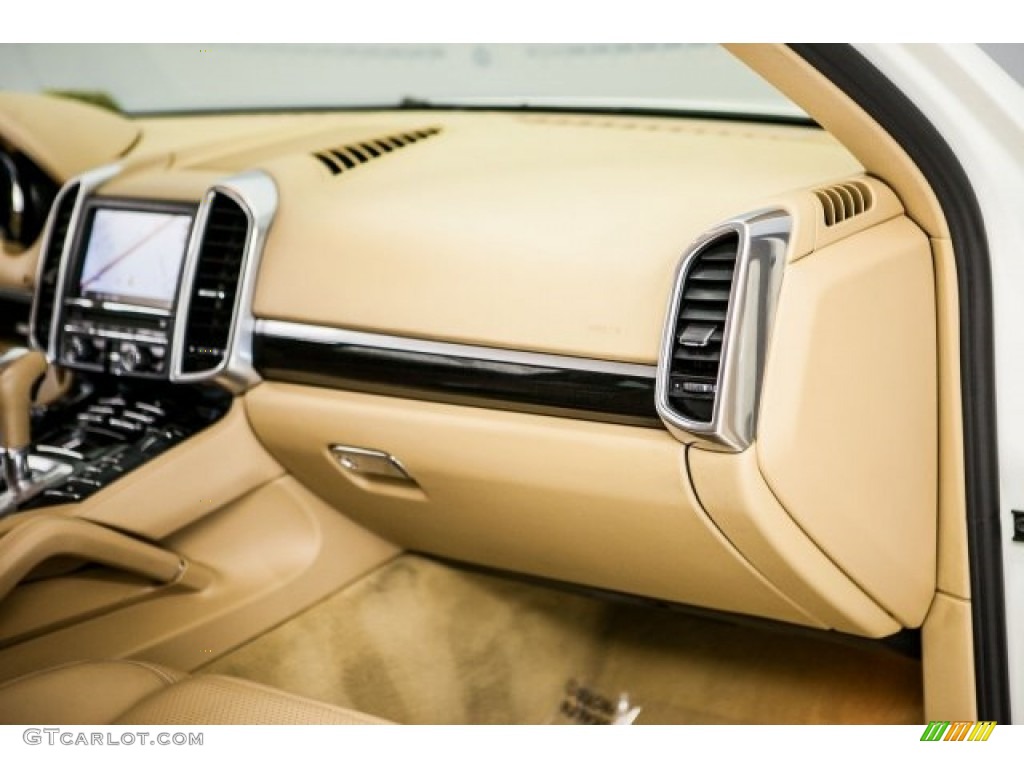 2011 Porsche Cayenne Standard Cayenne Model Luxor Beige Dashboard Photo #118935598