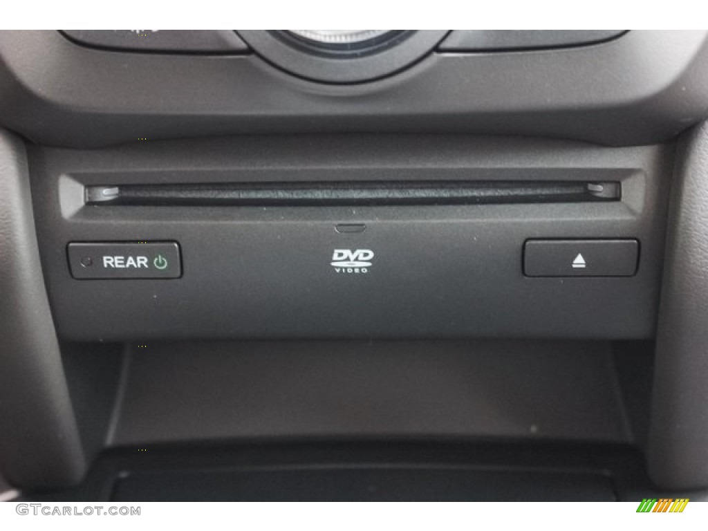 2017 Acura MDX SH-AWD Entertainment System Photo #118937953