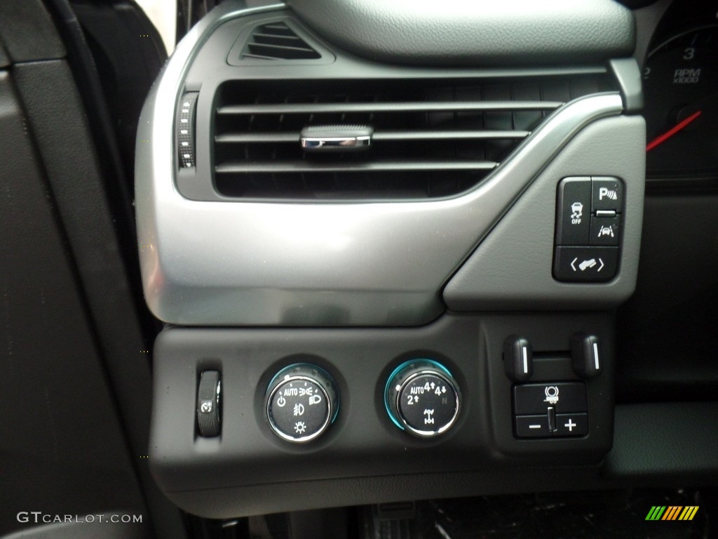 2017 Suburban LT 4WD - Black / Jet Black/Dark Ash photo #22