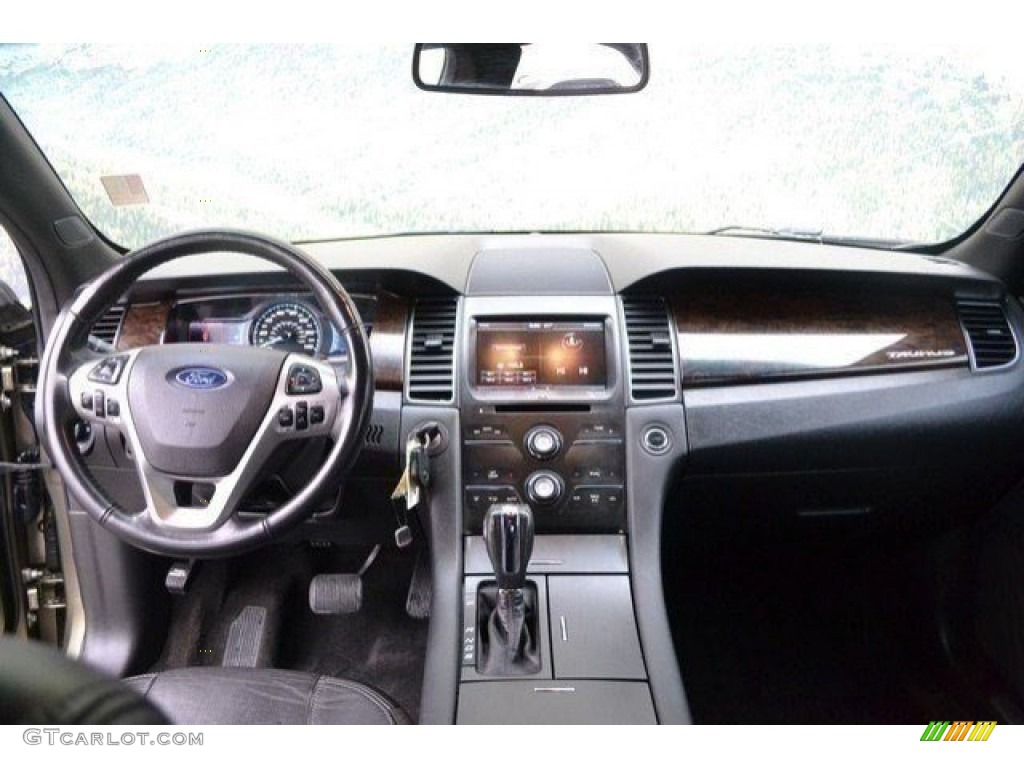 2013 Taurus Limited - Green Gem Metallic / Charcoal Black photo #12