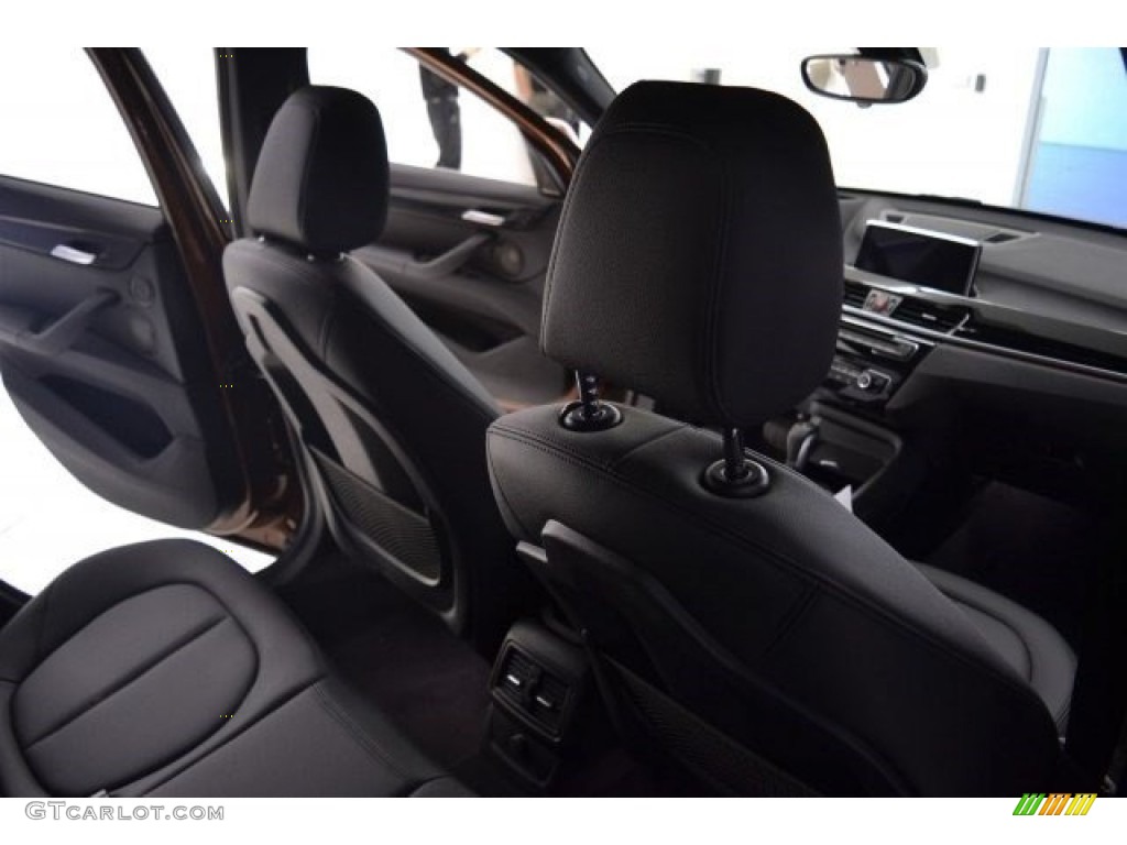 2017 X1 xDrive28i - Chestnut Bronze Metallic / Black photo #19