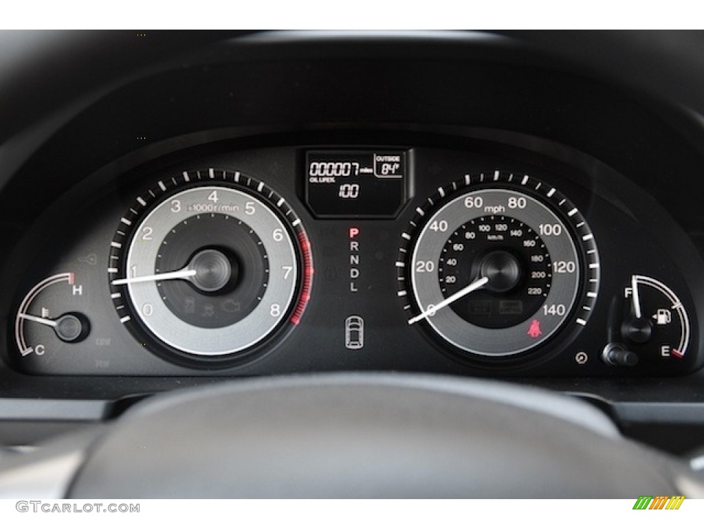 2017 Honda Odyssey SE Gauges Photos