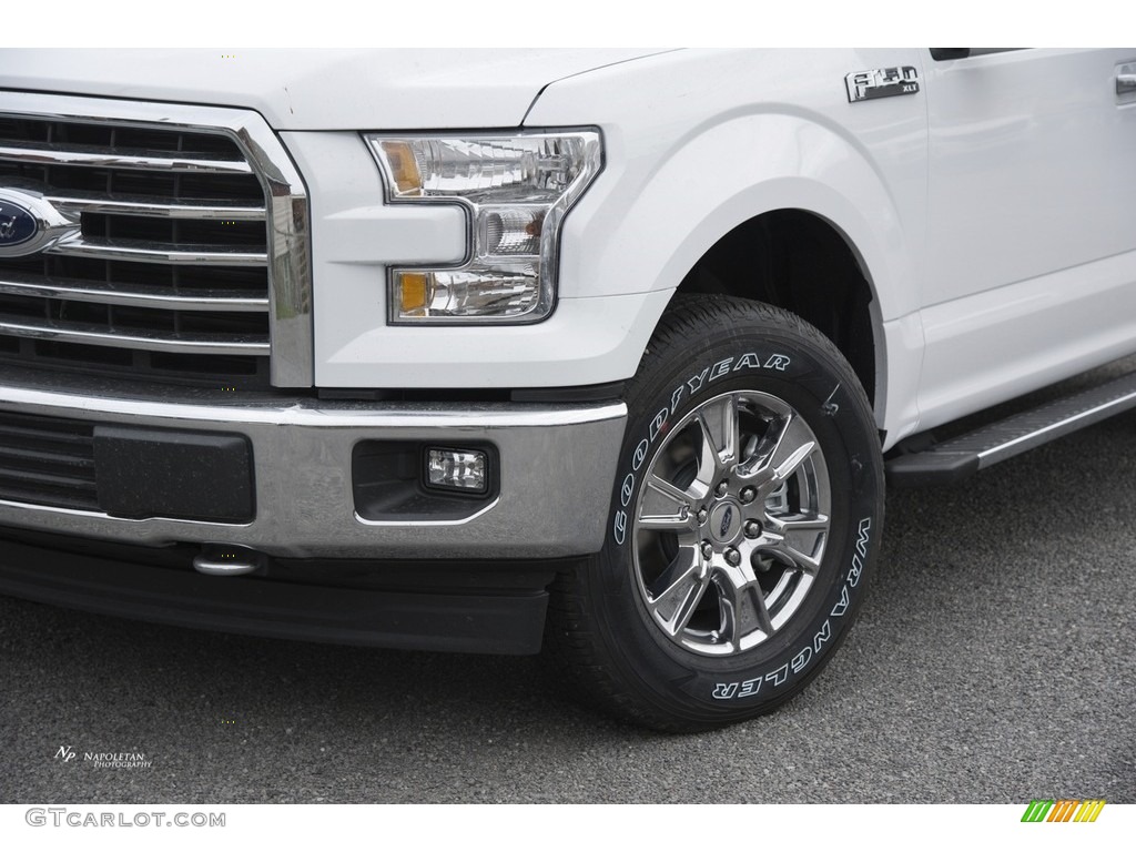 2017 F150 XLT SuperCrew 4x4 - Oxford White / Earth Gray photo #2