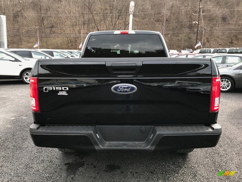 2017 F150 XL SuperCab 4x4 - Shadow Black / Black photo #7