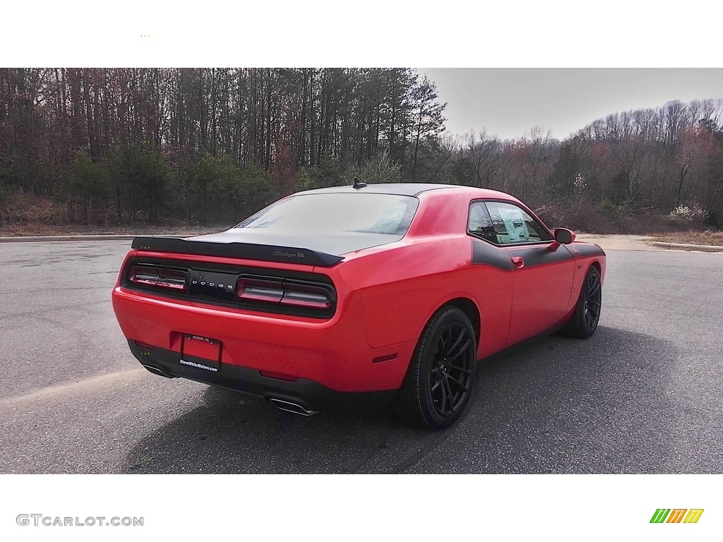 2017 Challenger T/A 392 - Go Mango / Black photo #6