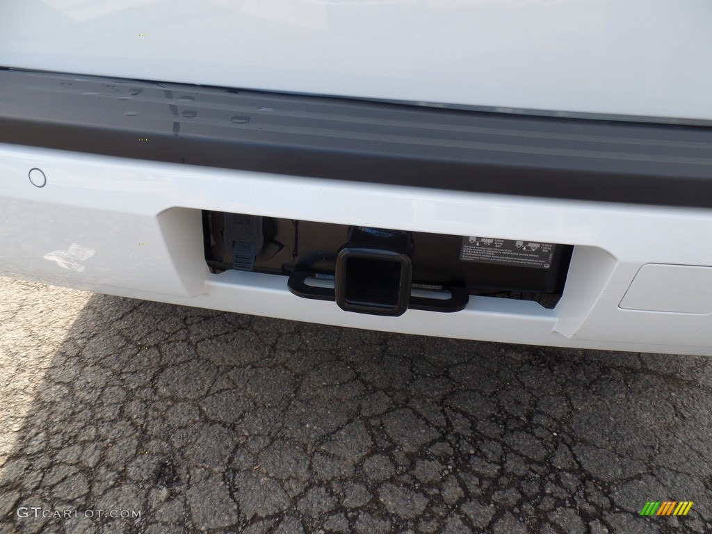 2017 Tahoe LT 4WD - Summit White / Jet Black/Dark Ash photo #12