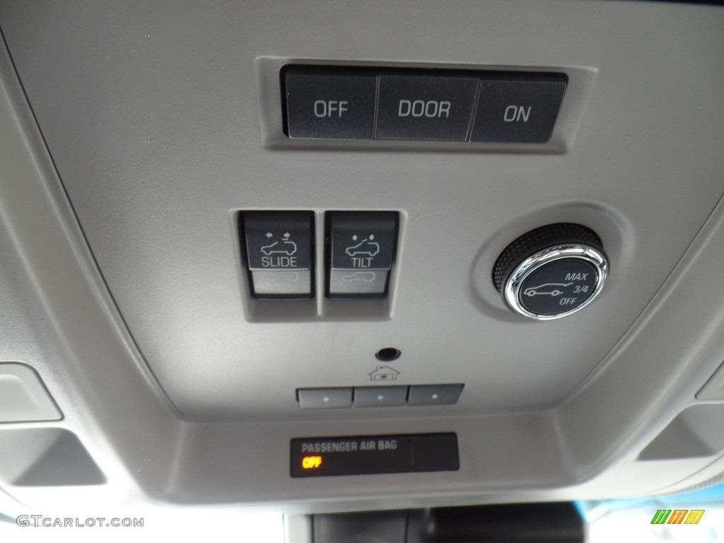 2017 Tahoe LT 4WD - Summit White / Jet Black/Dark Ash photo #46