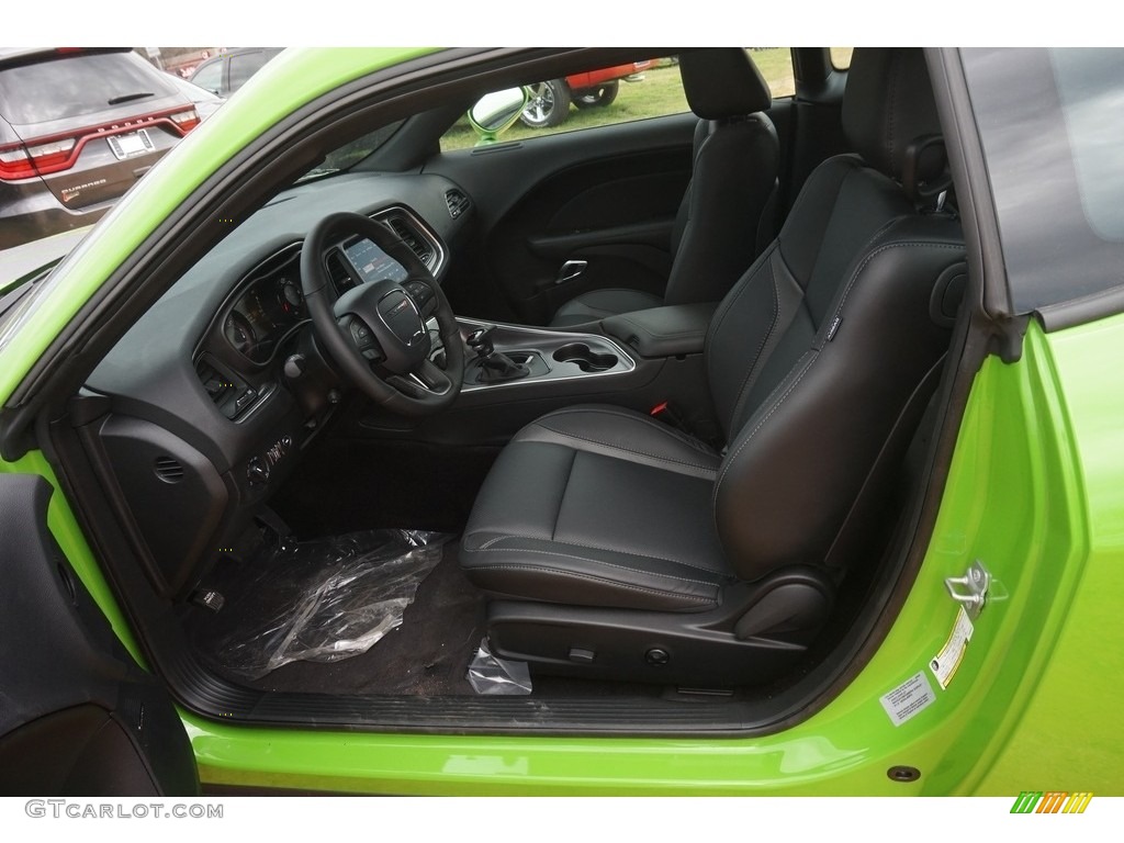 Black Interior 2017 Dodge Challenger SXT Photo #118958150