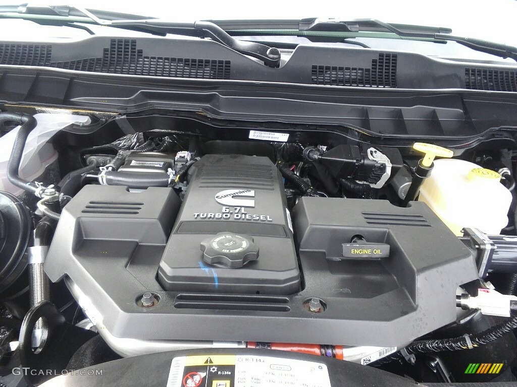 2017 Ram 3500 Tradesman Regular Cab 4x4 Chassis 6.7 Liter OHV 24-Valve Cummins Turbo-Diesel Inline 6 Cylinder Engine Photo #118958828
