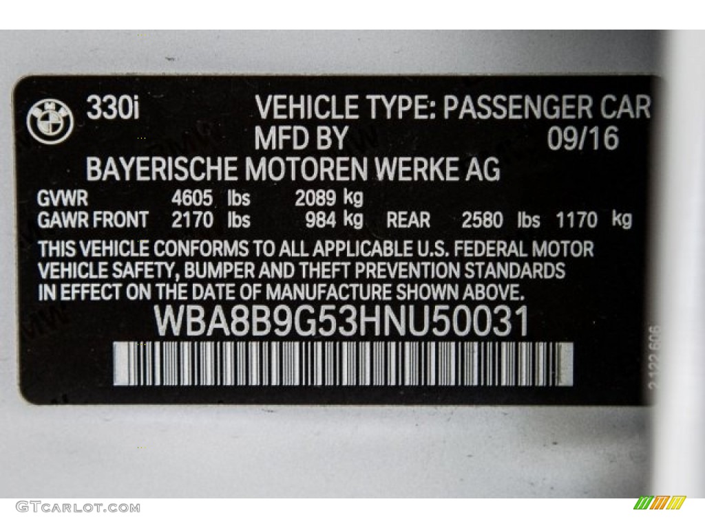 2017 3 Series 330i Sedan - Glacier Silver Metallic / Black photo #11