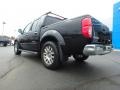 Super Black - Frontier LE Crew Cab 4x4 Photo No. 5