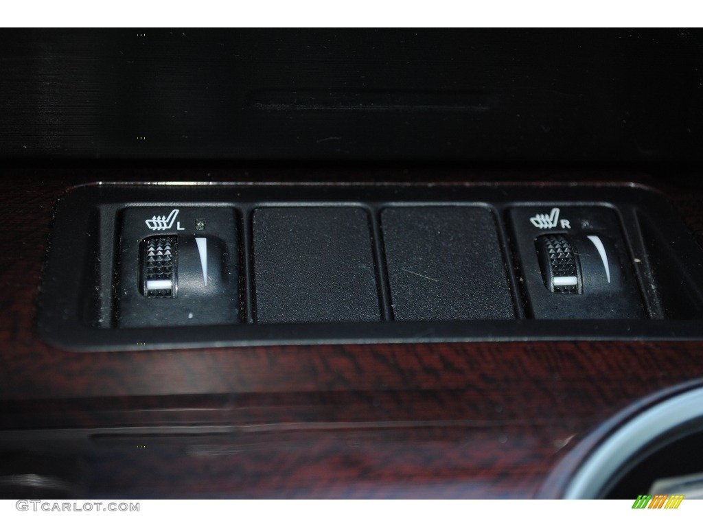 2014 Camry XLE - Super White / Ivory photo #19