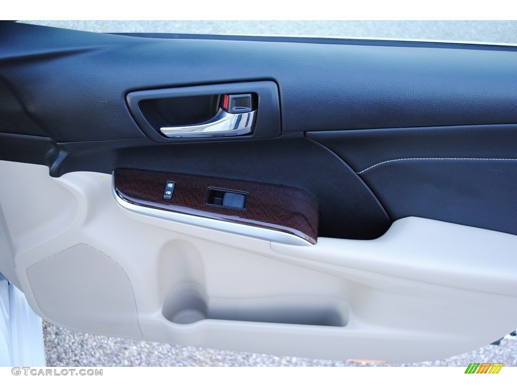 2014 Camry XLE - Super White / Ivory photo #29