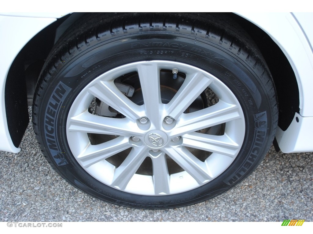 2014 Camry XLE - Super White / Ivory photo #34