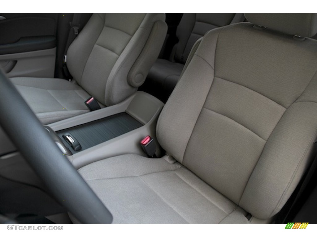 2016 Pilot LX - Black Forest Pearl / Beige photo #10
