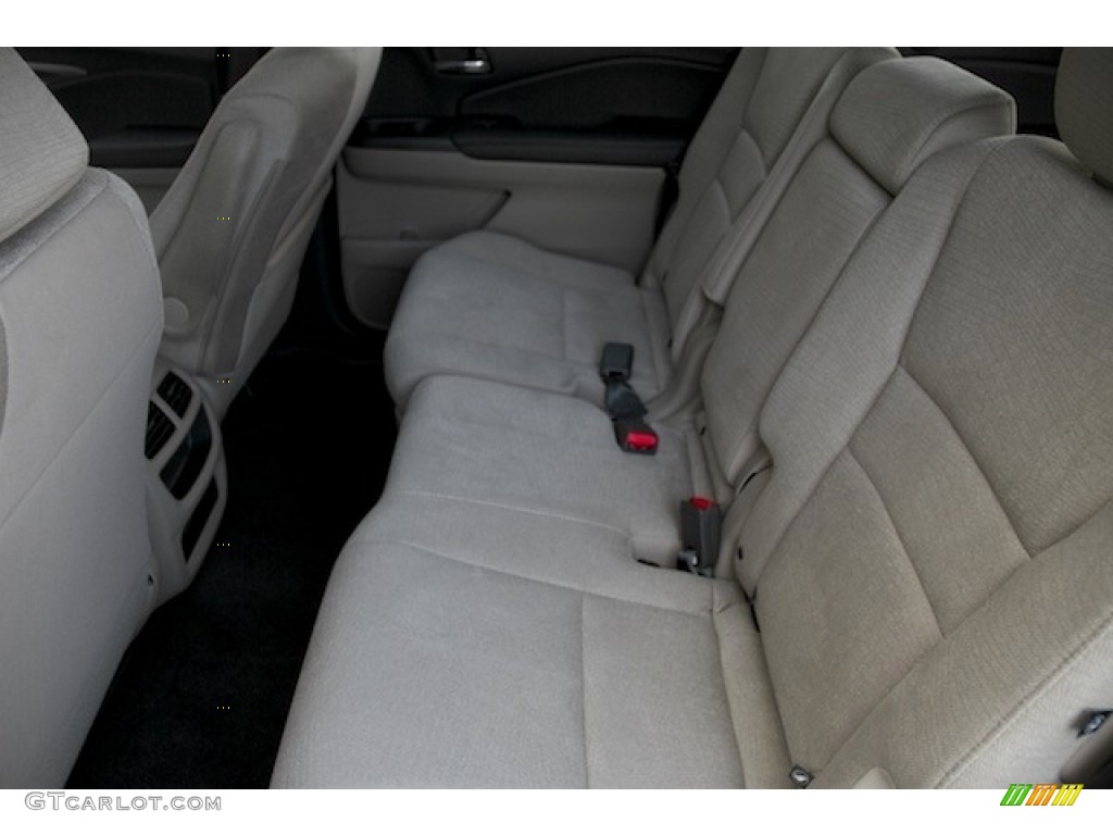 2016 Pilot LX - Black Forest Pearl / Beige photo #11
