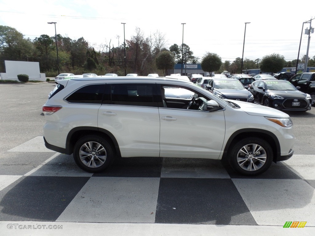 2015 Highlander XLE - Blizzard Pearl White / Ash photo #3