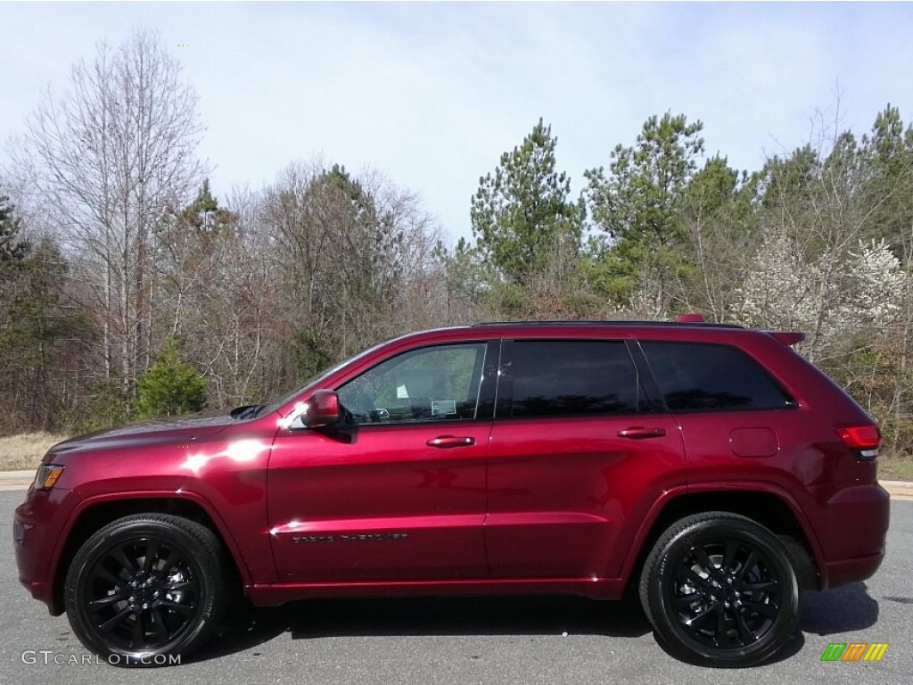 2017 Grand Cherokee Laredo 4x4 - Velvet Red Pearl / Black photo #1