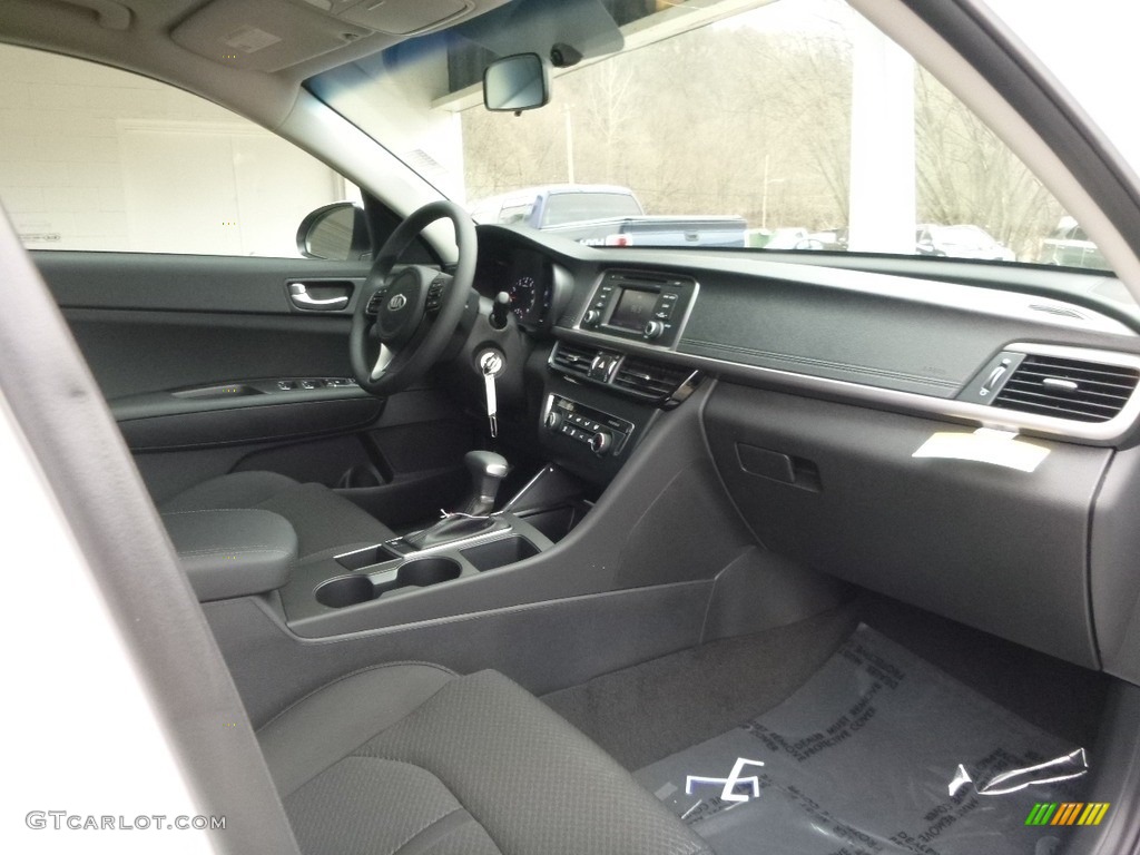 Black Interior 2017 Kia Optima LX Photo #118974303
