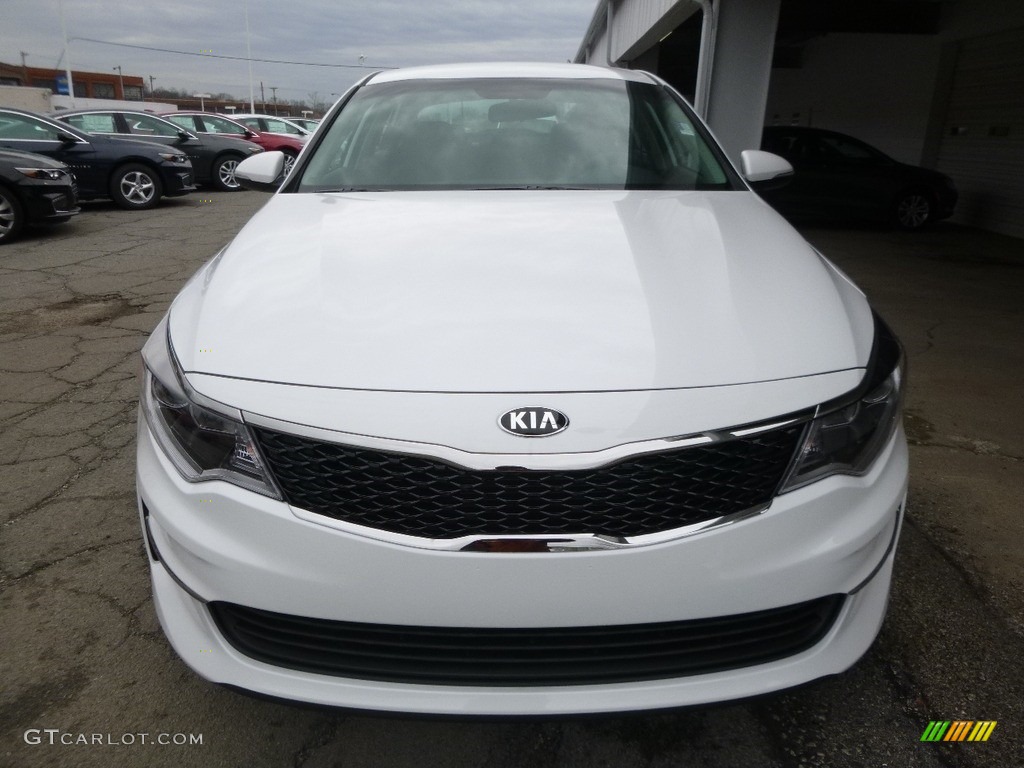 2017 Optima LX - Snow White Pearl / Black photo #9