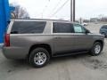 Pepperdust Metallic - Suburban LT 4WD Photo No. 5