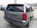 Pepperdust Metallic - Suburban LT 4WD Photo No. 6