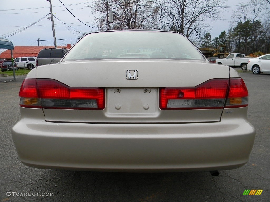 2001 Accord EX Sedan - Naples Gold Metallic / Ivory photo #9