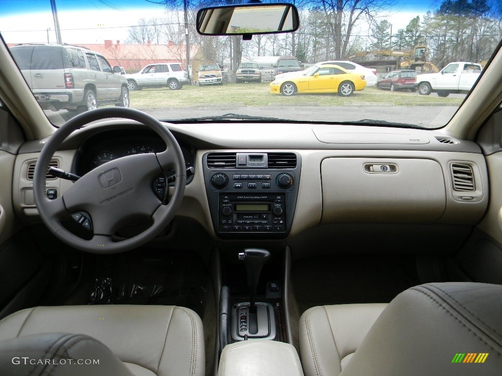 2001 Accord EX Sedan - Naples Gold Metallic / Ivory photo #13
