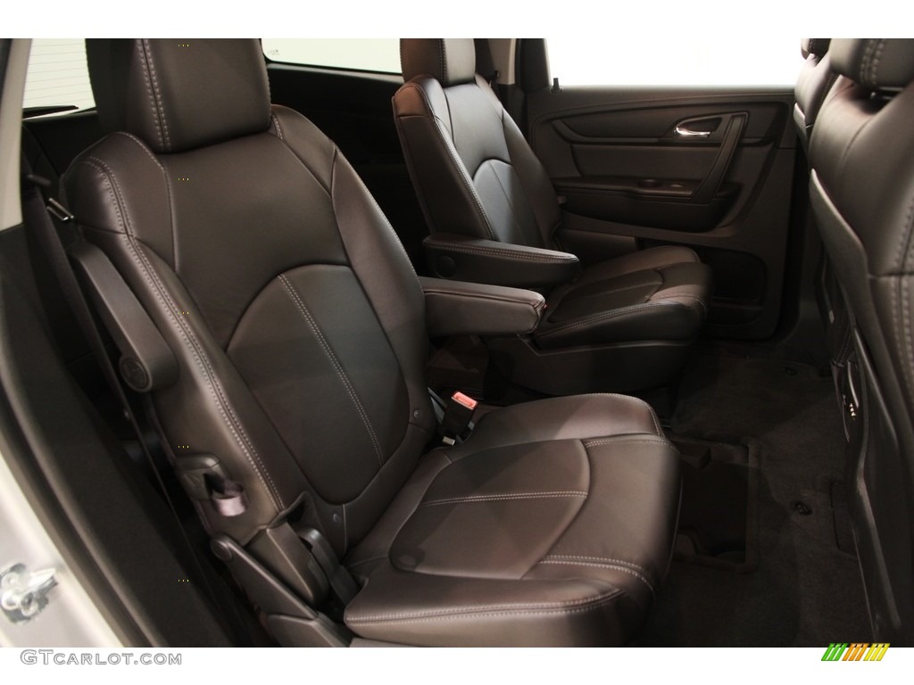 2017 Traverse LT - Silver Ice Metallic / Ebony photo #15