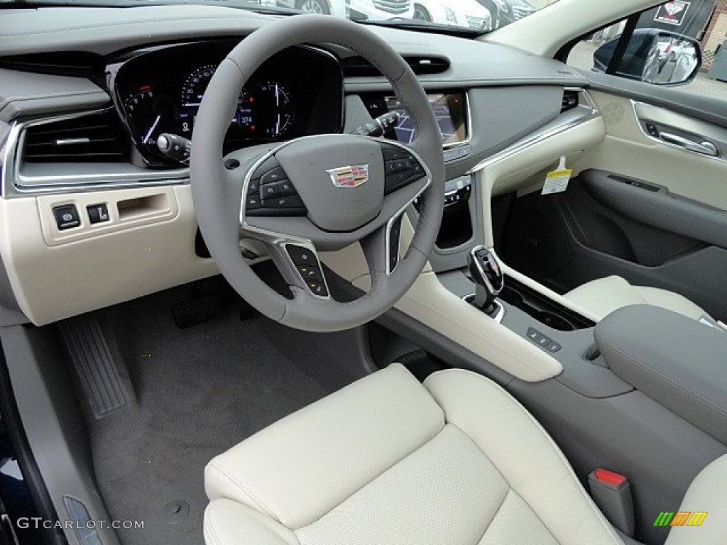 Cirrus Interior 2017 Cadillac XT5 Premium Luxury AWD Photo #118981599