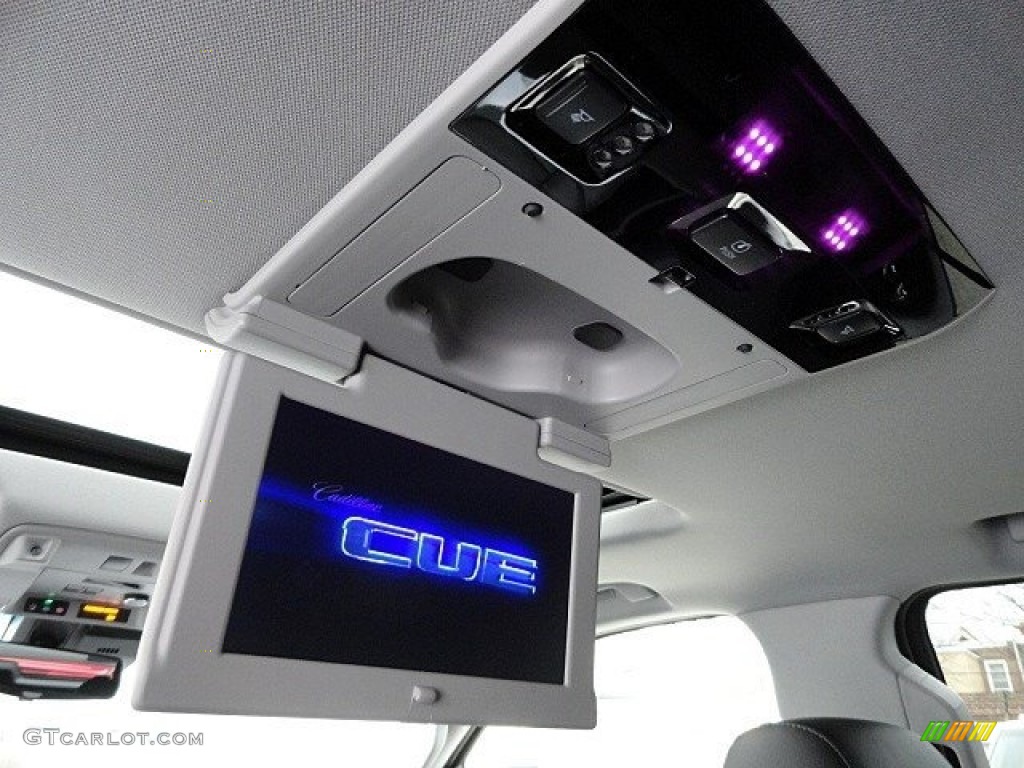 2017 Cadillac Escalade Luxury 4WD Entertainment System Photos