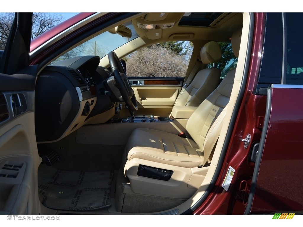 2008 Touareg 2 V8 - Cranberry Red Metallic / Pure Beige photo #12
