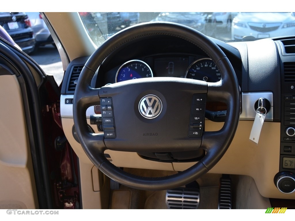 2008 Touareg 2 V8 - Cranberry Red Metallic / Pure Beige photo #19
