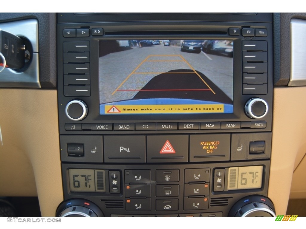 2008 Touareg 2 V8 - Cranberry Red Metallic / Pure Beige photo #23
