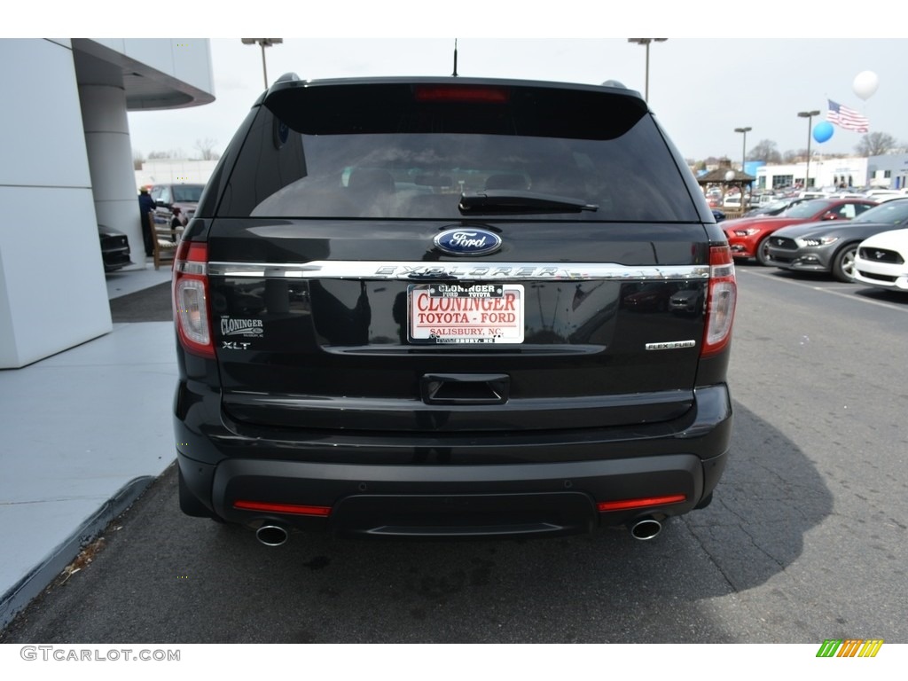 2014 Explorer XLT - Sterling Gray / Medium Light Stone photo #4