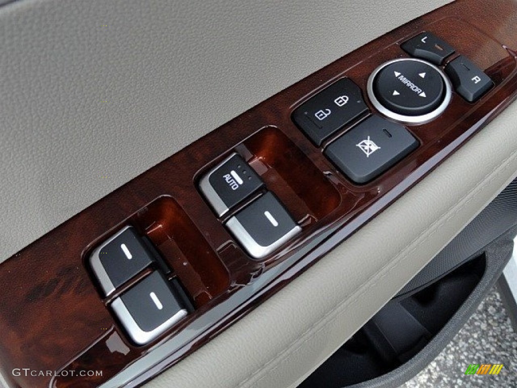 2017 Kia Sorento EX AWD Controls Photo #118991595
