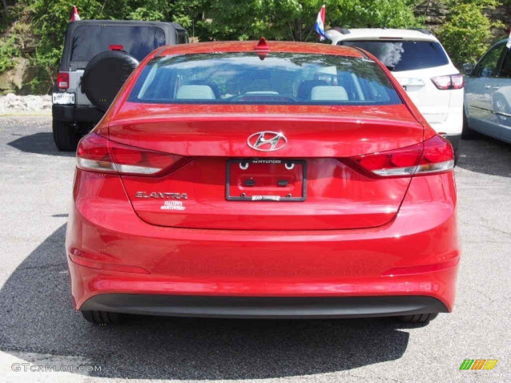 2017 Elantra SE - Red / Beige photo #3