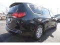 Brilliant Black Crystal Pearl - Pacifica Touring Photo No. 3