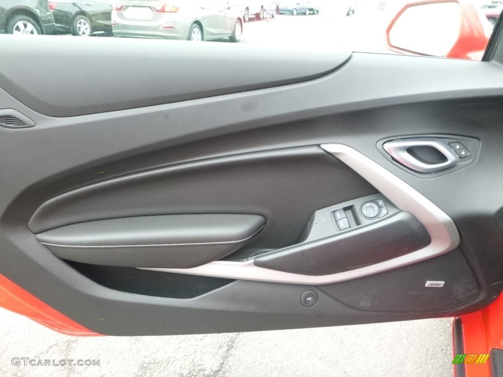 2017 Chevrolet Camaro LT Coupe Door Panel Photos