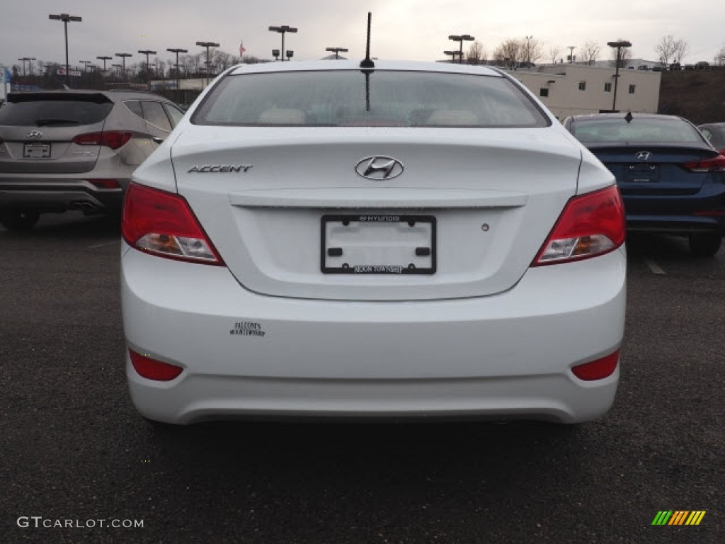 2017 Accent SE Sedan - Century White / Beige photo #3