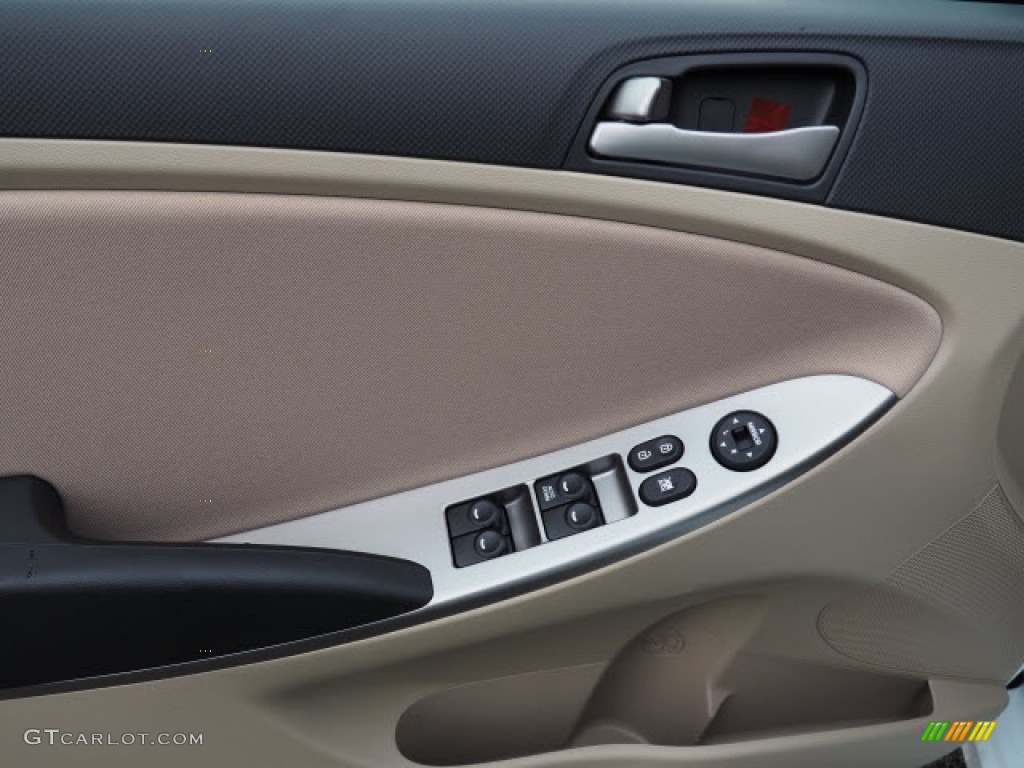 2017 Accent SE Sedan - Century White / Beige photo #7