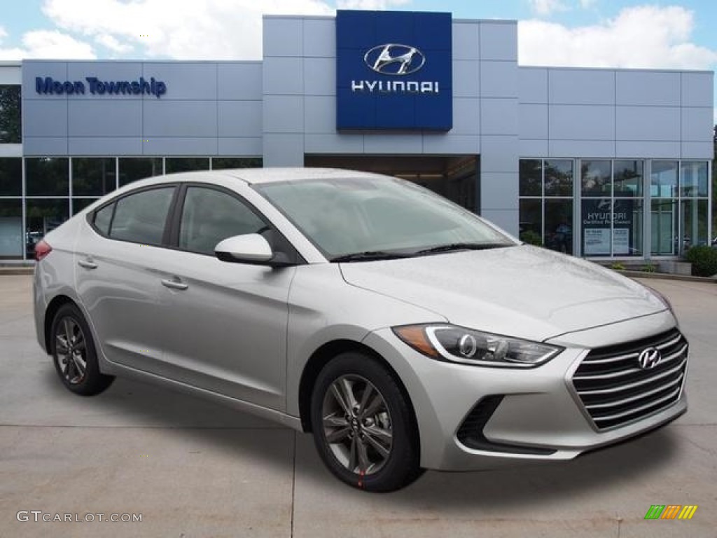 2017 Elantra SE - Silver / Gray photo #1