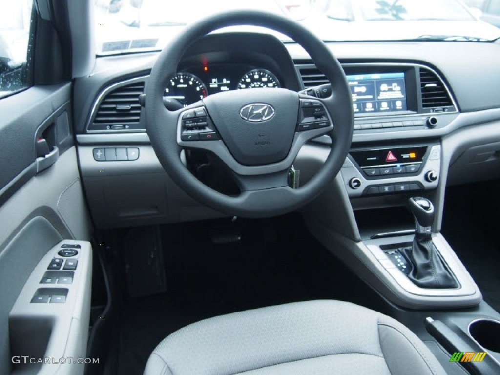 2017 Elantra SE - Silver / Gray photo #6