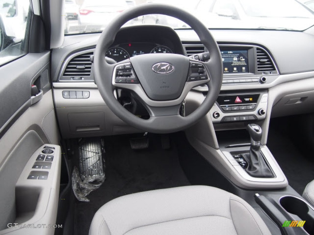 2017 Elantra SE - White / Black photo #6